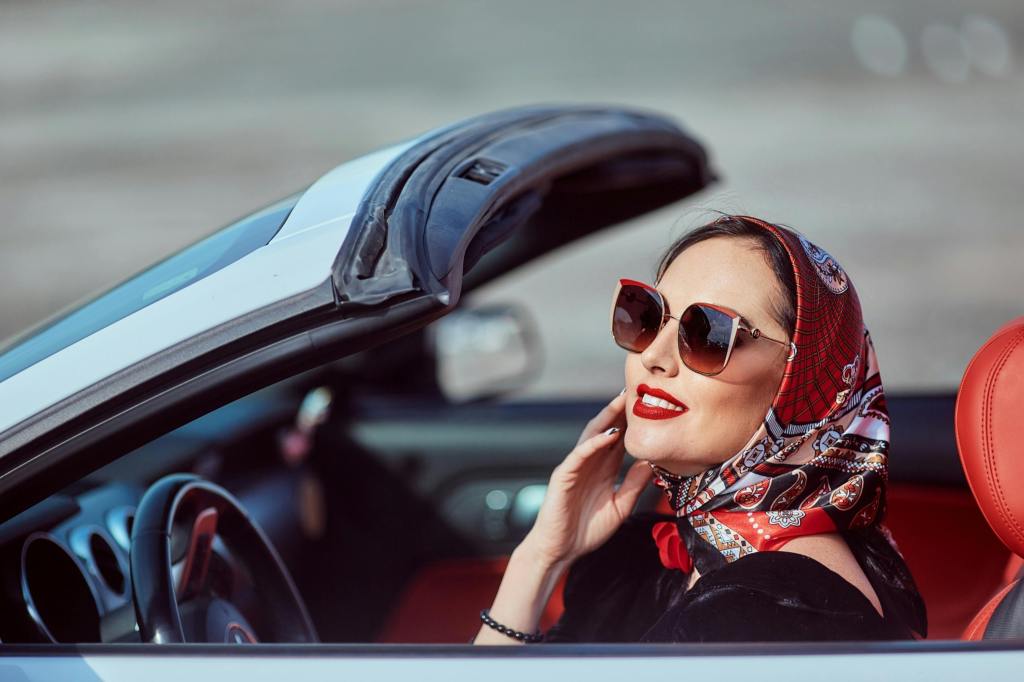The Silk Scarf Revival: Why This Timeless Accessory Is 2025’s Chicest Micro&nbsp;Trend